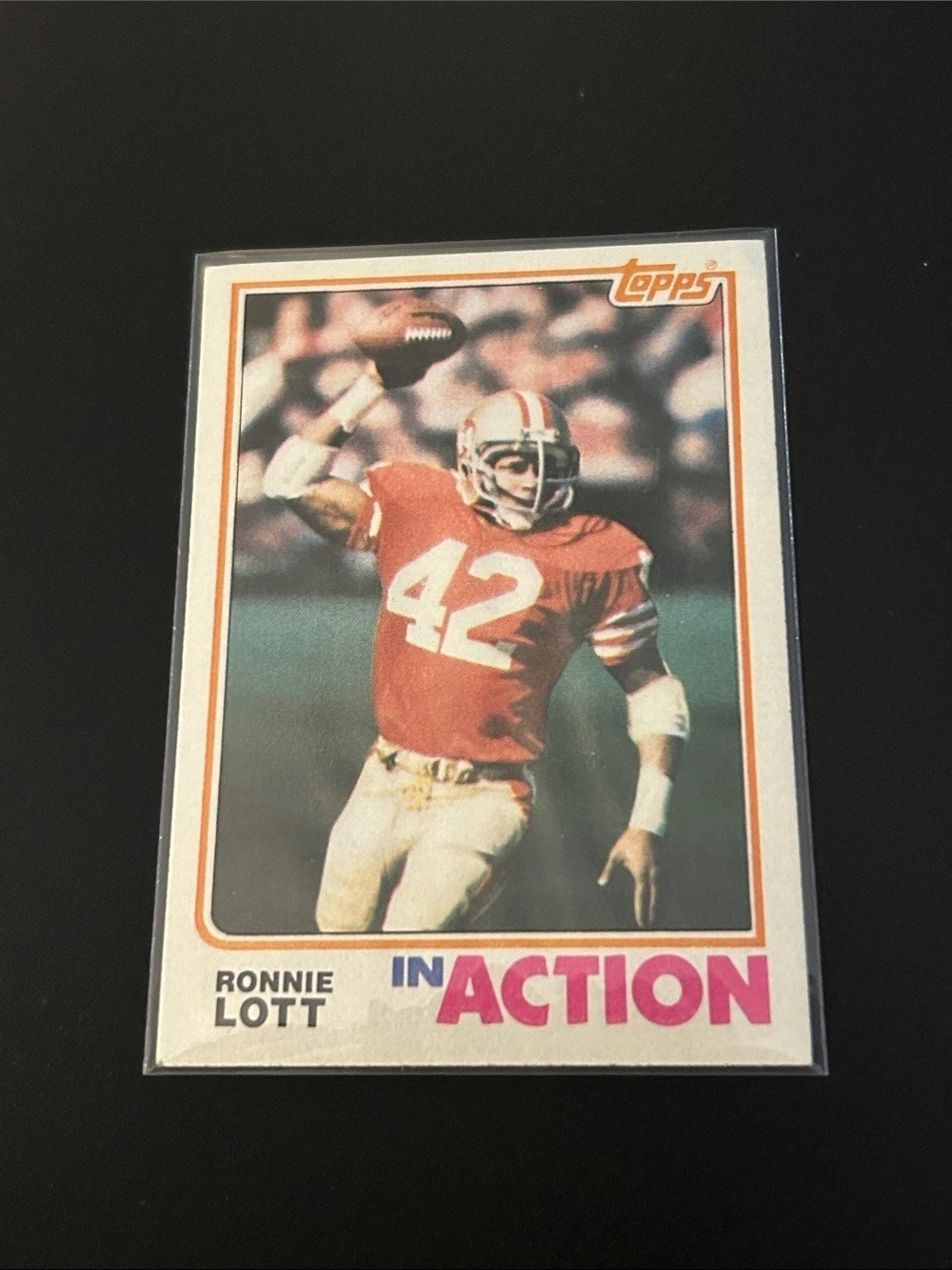 Topps 1982 Topps Ronnie Lott In Action #487 Football Card